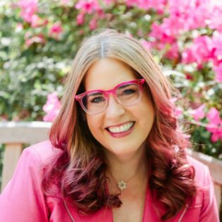 CMW 2023 Speaker: Ahava Leibtag Bio Picture