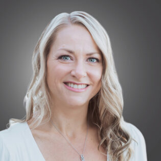 SARAH KNEISLER Hyatt