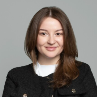 CMW 2023 Speaker: Alina Hotra Bio Picture