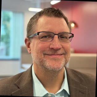 CMW 2023 Speaker: Garrett Mann Bio Picture