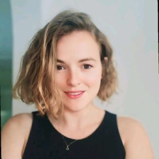 CMW 2023 Speaker: Laura Brown Bio Picture