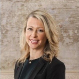 CMW 2023 Speaker: Sue Seams Bio Picture